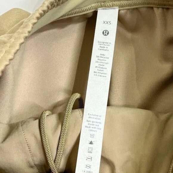 Lululemon NWT Embossed Panel High-Rise Short 4" Trench - Picture 12 of 14